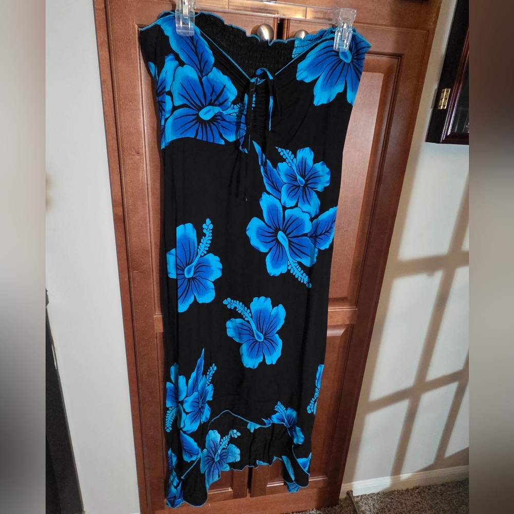 Black and Blue Hawaiian High-Low Dress